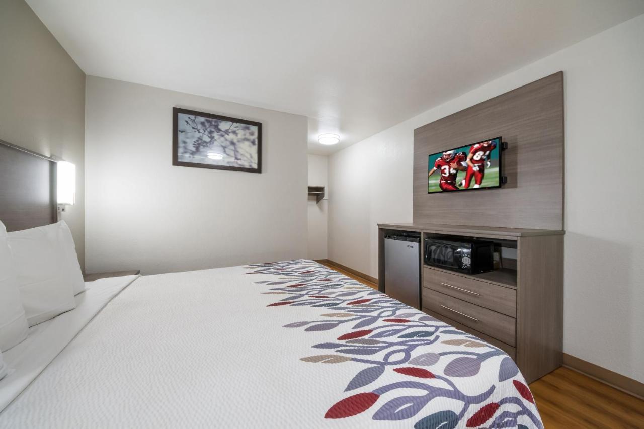 Red Roof Inn San Antonio E - Frost Bank Center 외부 사진