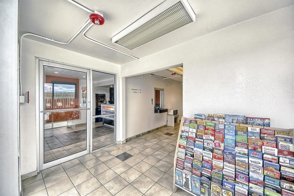 Red Roof Inn San Antonio E - Frost Bank Center 외부 사진